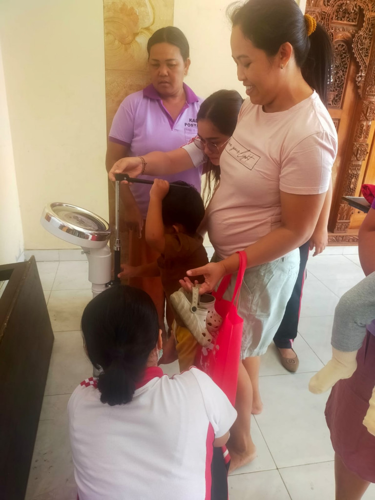 Kegiatan Posyandu Balita Br. Pempatan